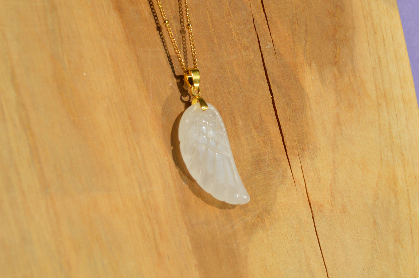 Collier aile d’ange en pierre naturelle - Les Ailes d’Iris