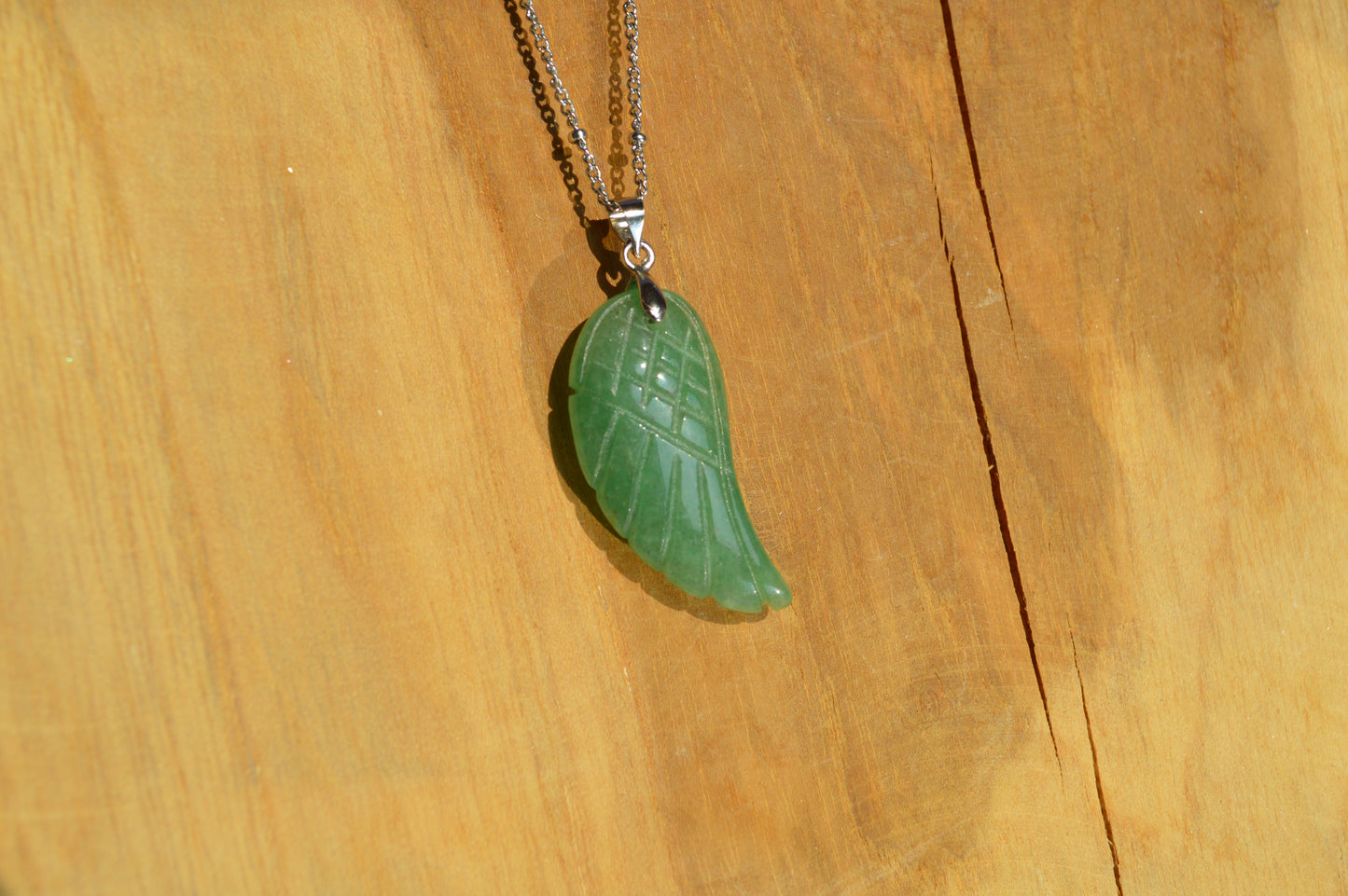 Collier aile d’ange en pierre naturelle - Les Ailes d’Iris